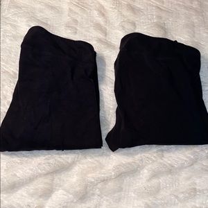 PAIR OF SIZE SMALL BLACK LEGGINGS